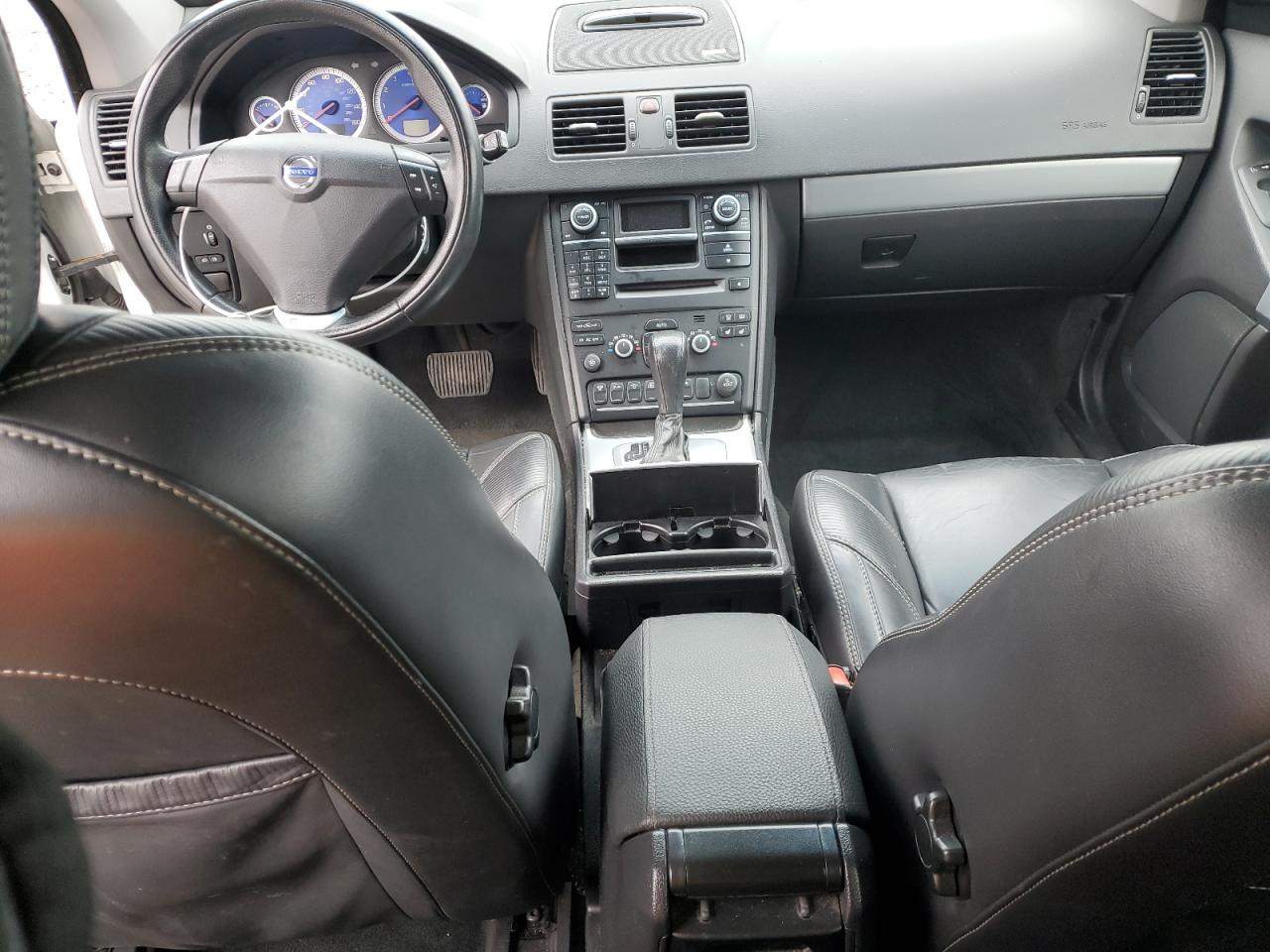 2014 Volvo XC90 - Image 8