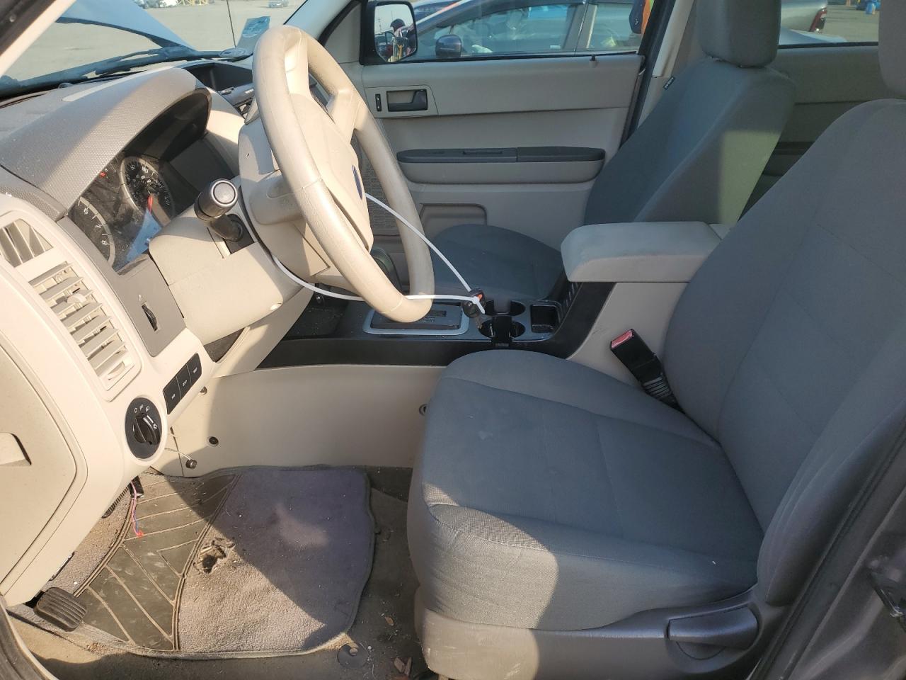 2012 Ford Escape - Image 7