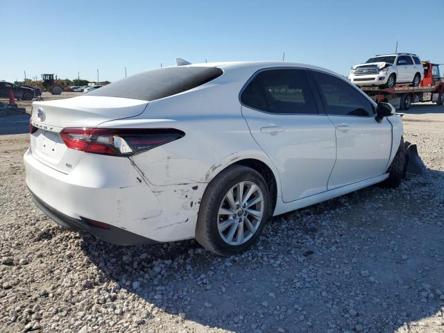 TOYOTA CAMRY 2022 Biały