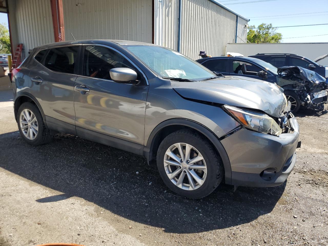 JN1BJ1CPXJW100449 NISSAN ROGUE 2018