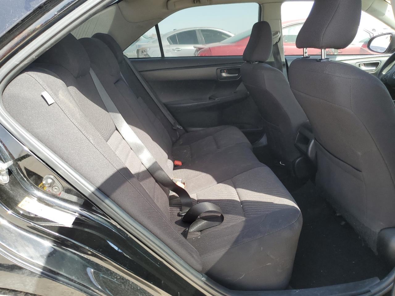 2015 Toyota Camry - Image 10