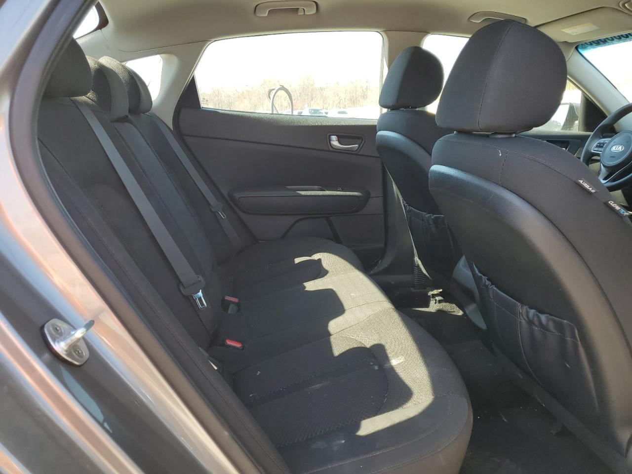 2016 Kia Optima - Image 10