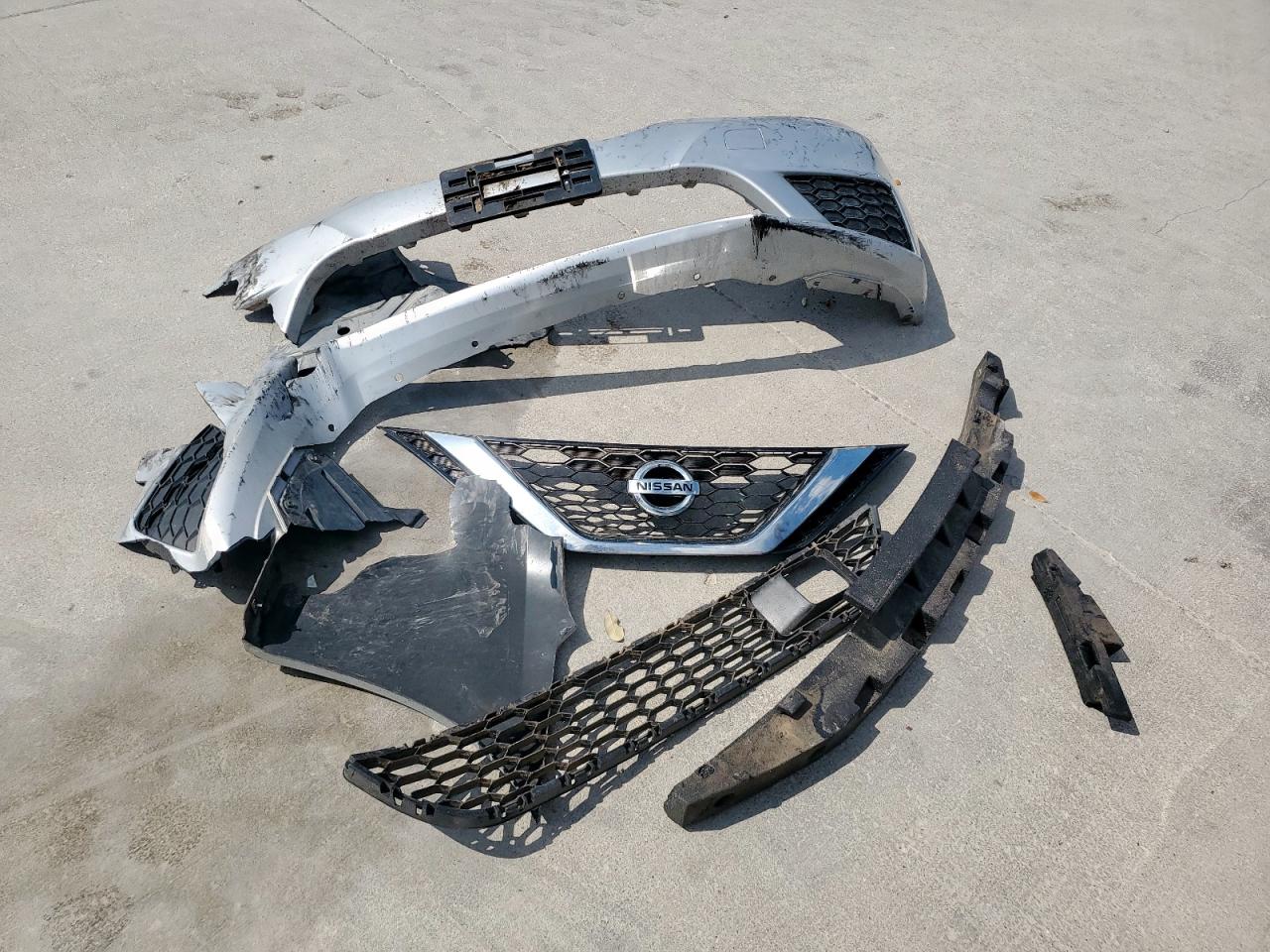 3N1AB7AP6KY356483 NISSAN SENTRA 2019