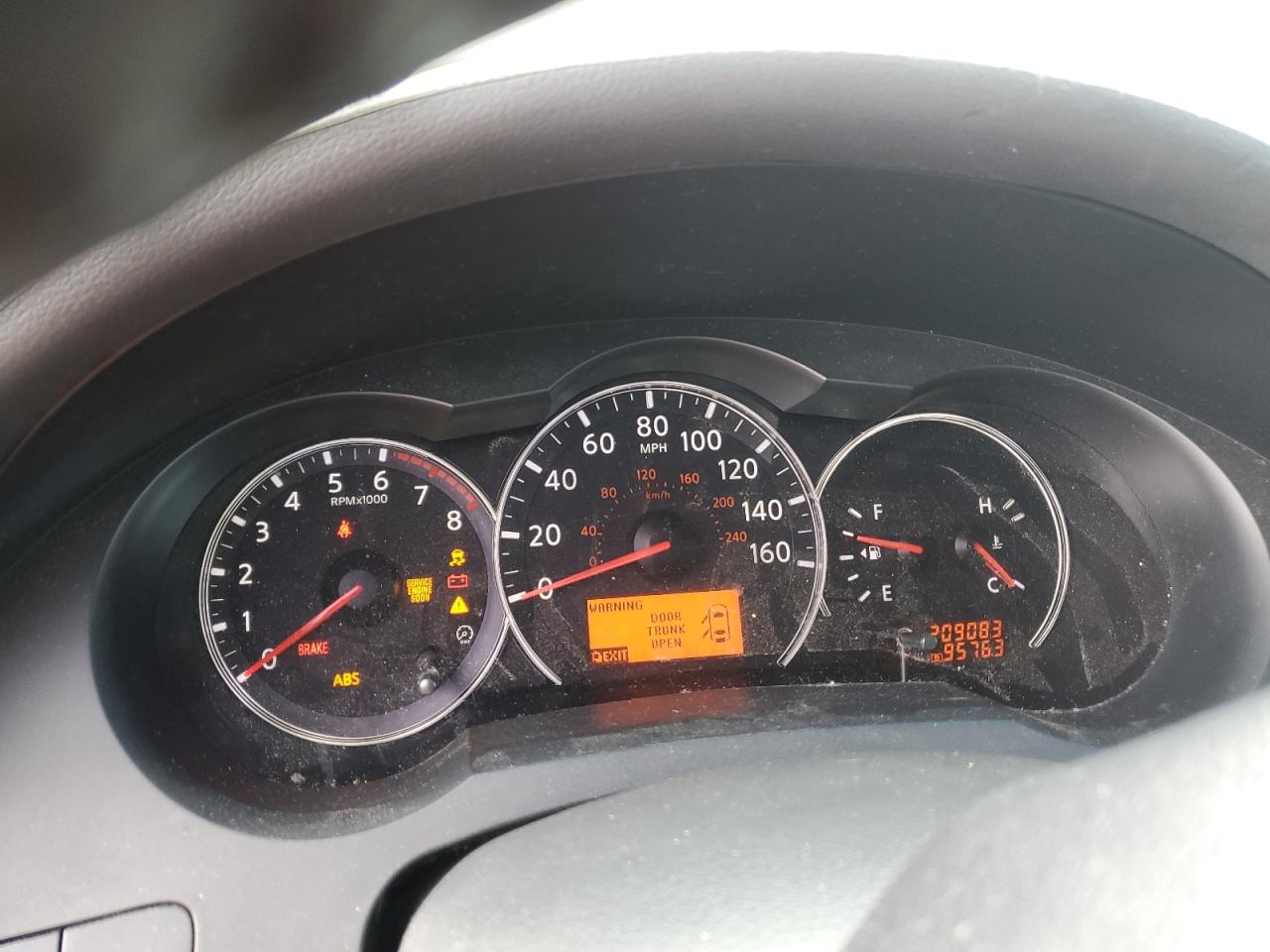 2011 Nissan Altima - Image 9