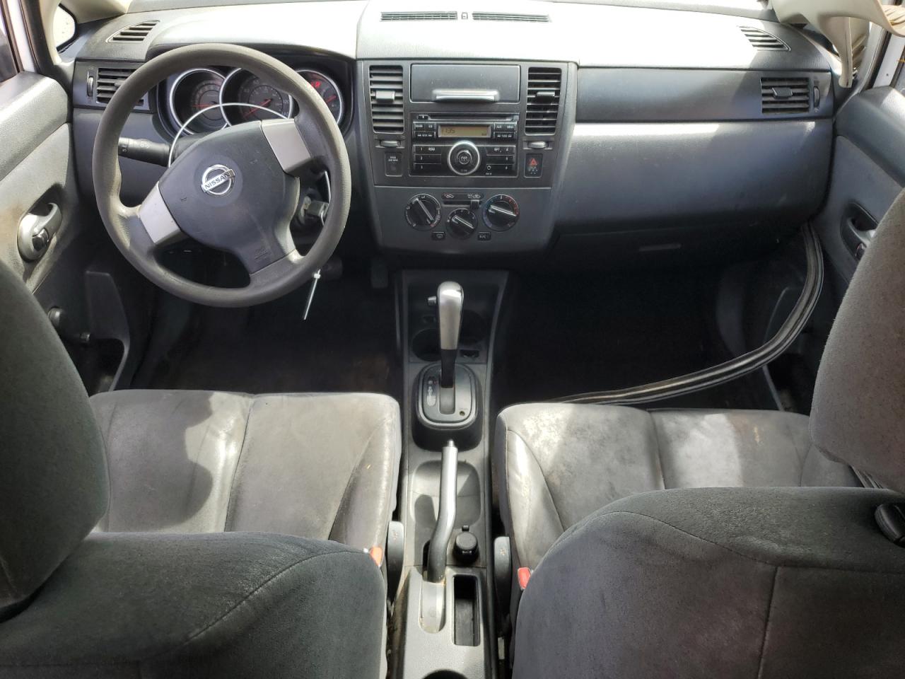 2011 Nissan Versa - Image 8