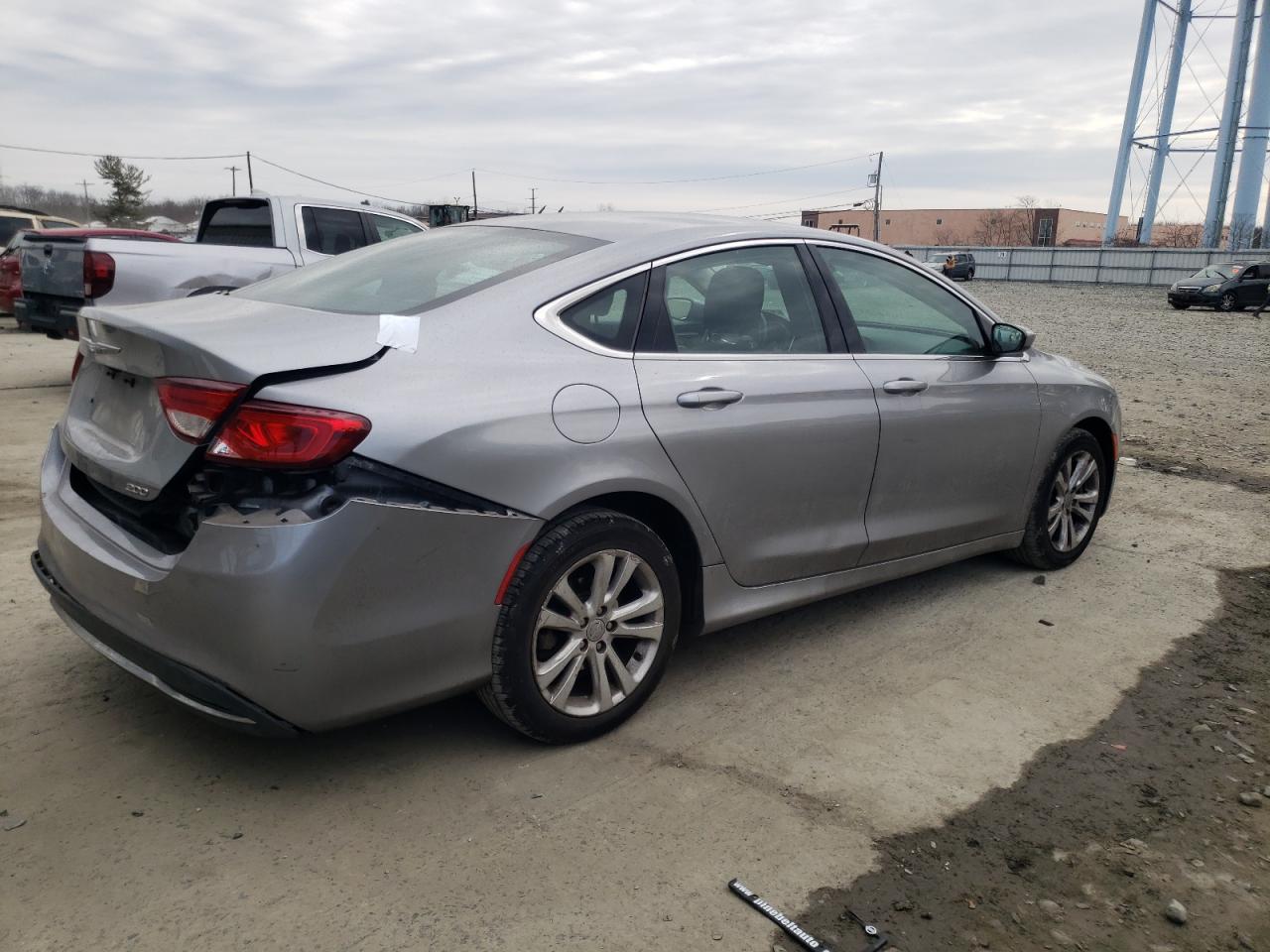 2015 Chrysler 200 - Image 3