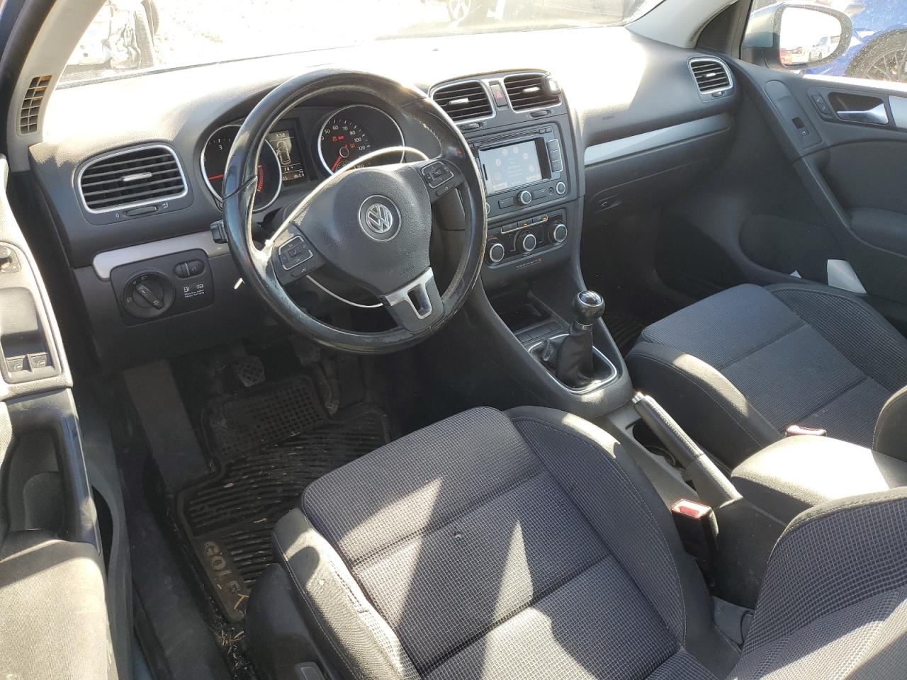 2011 Volkswagen Golf VIN: WVWMM7AJ3BW289008 Lot: 47688905