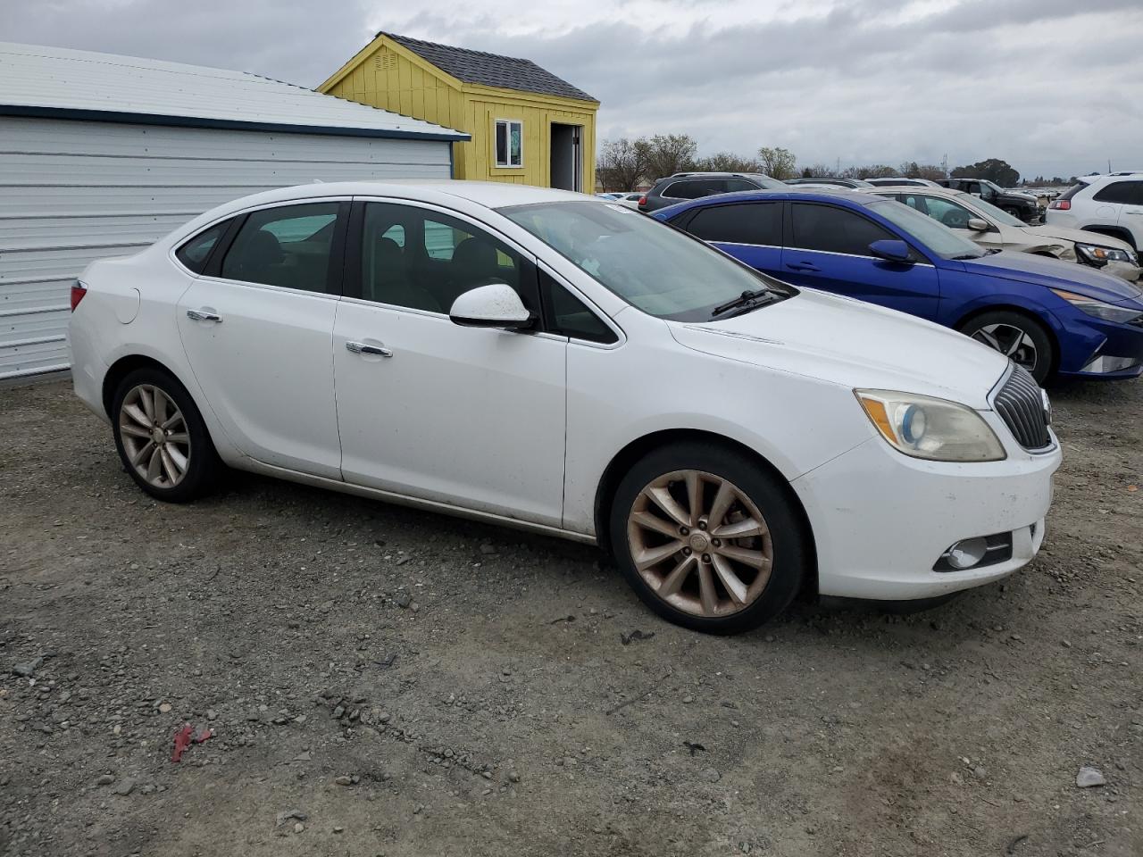 2014 Buick Verano - Image 4