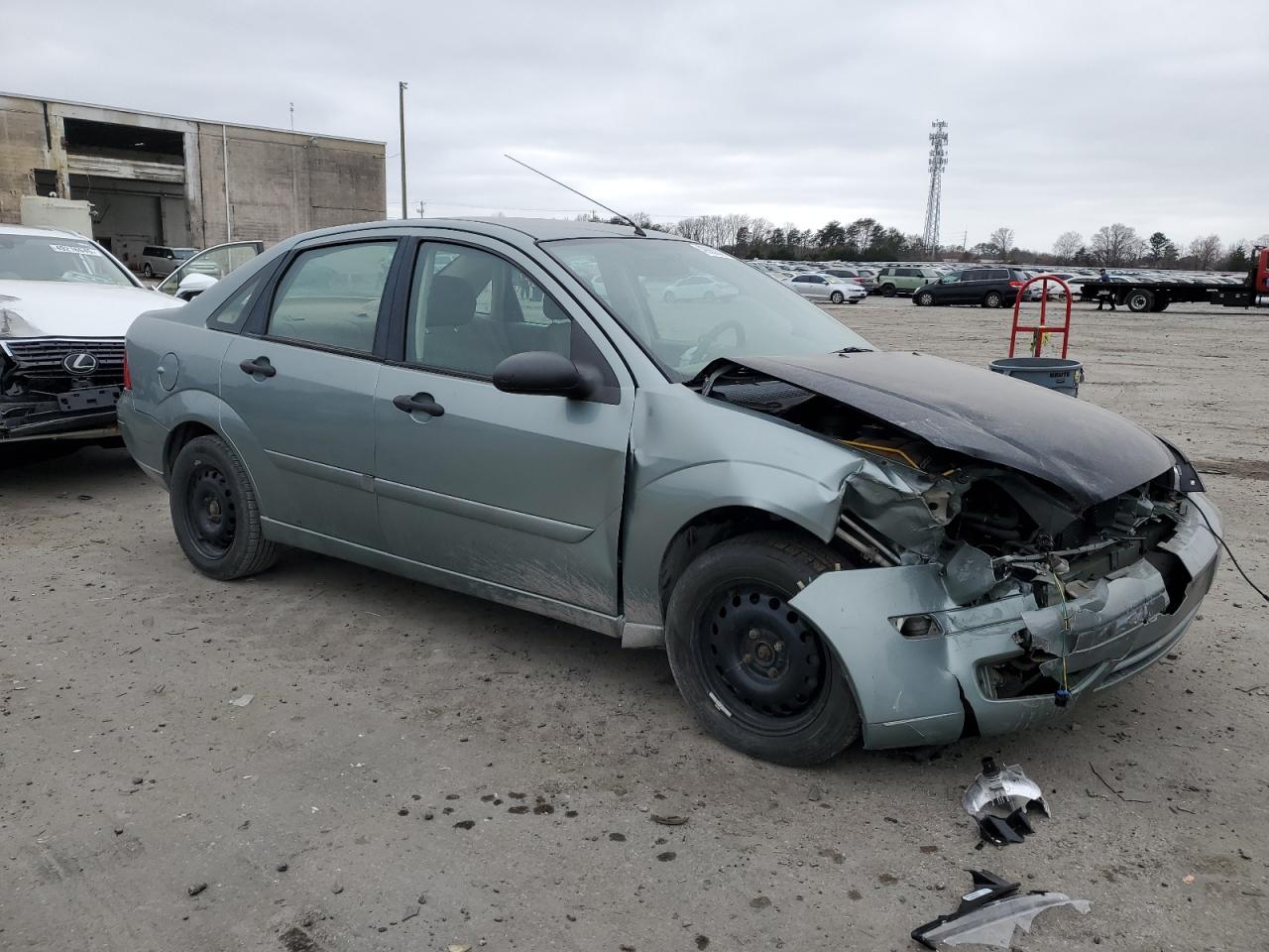 2005 Ford Focus - Image 4
