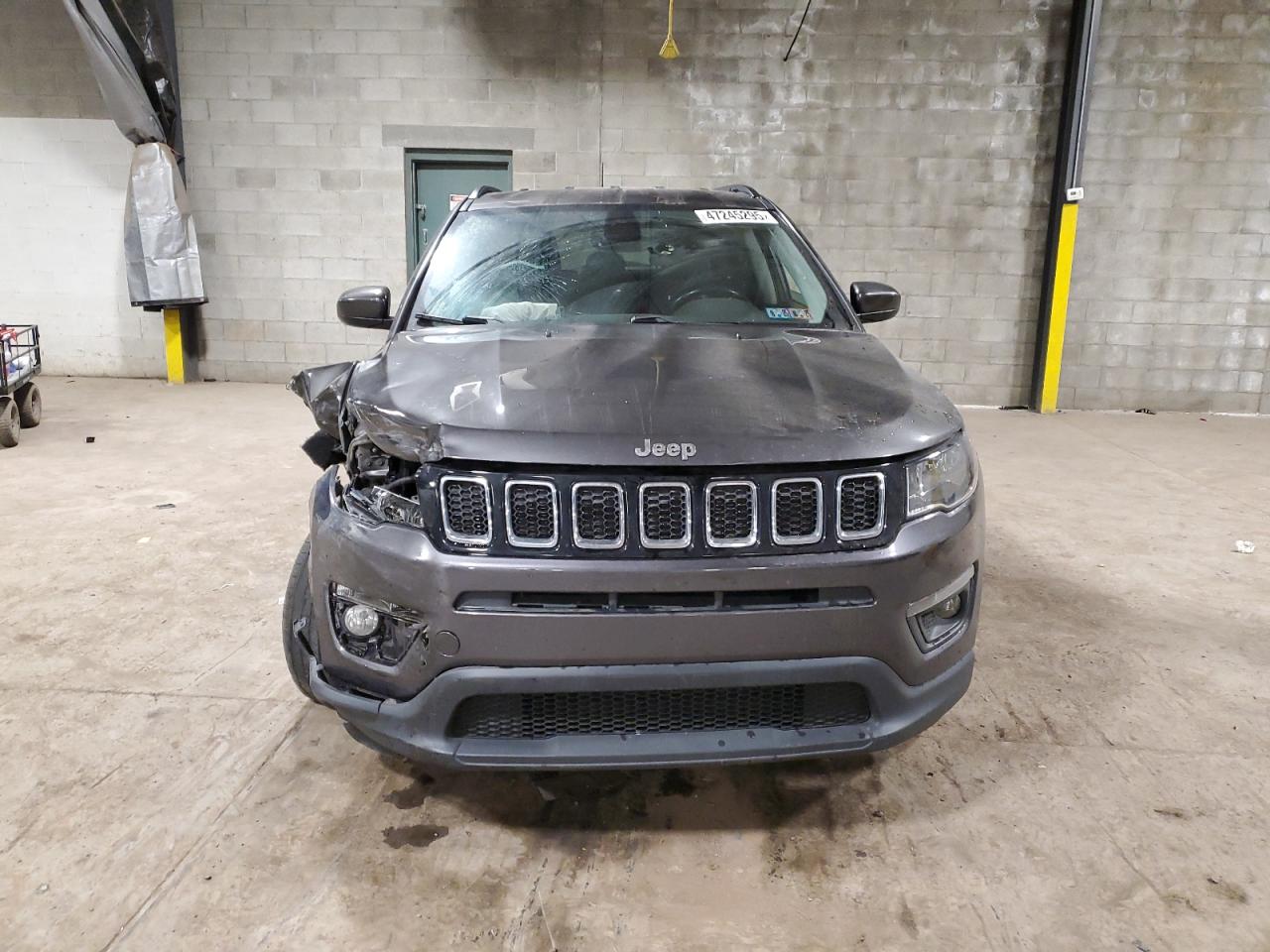 2018 Jeep Compass - Image 5