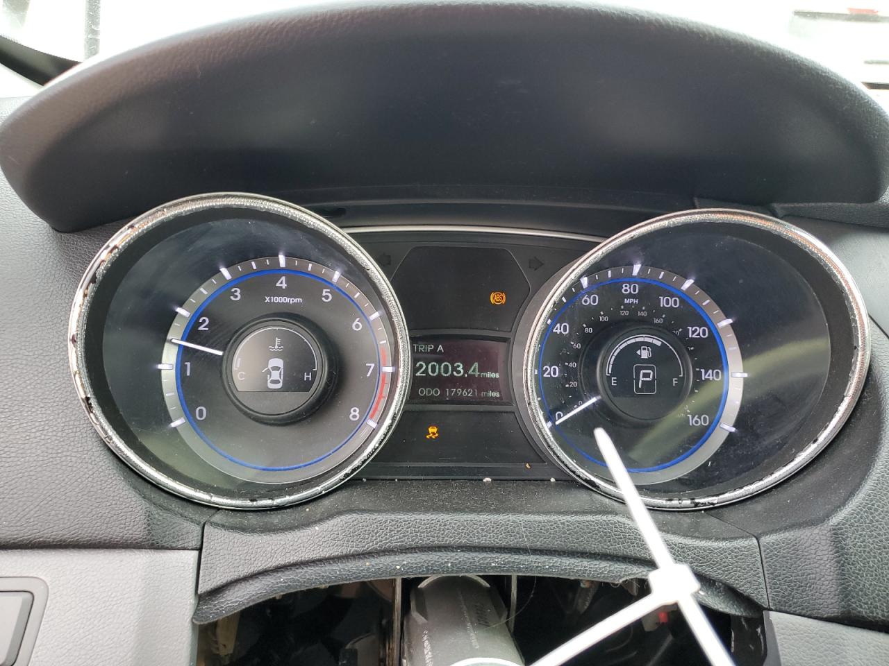 2013 Hyundai Sonata - Image 9