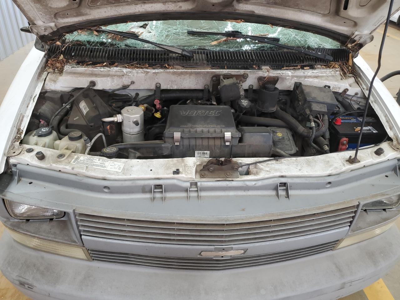 2005 Chevrolet Astro - Image 12