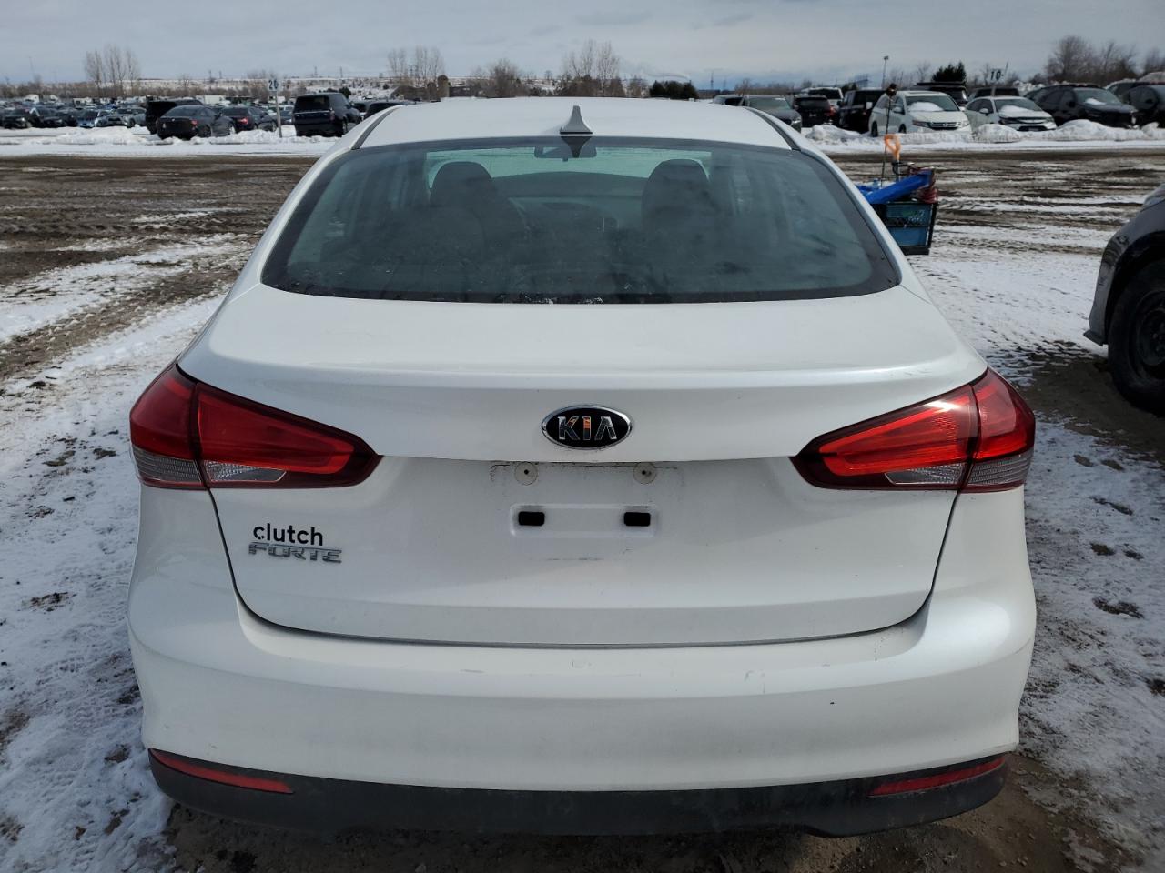 2018 Kia Forte - Image 6