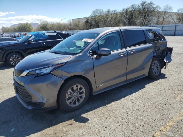 2021 Toyota Sienna Le