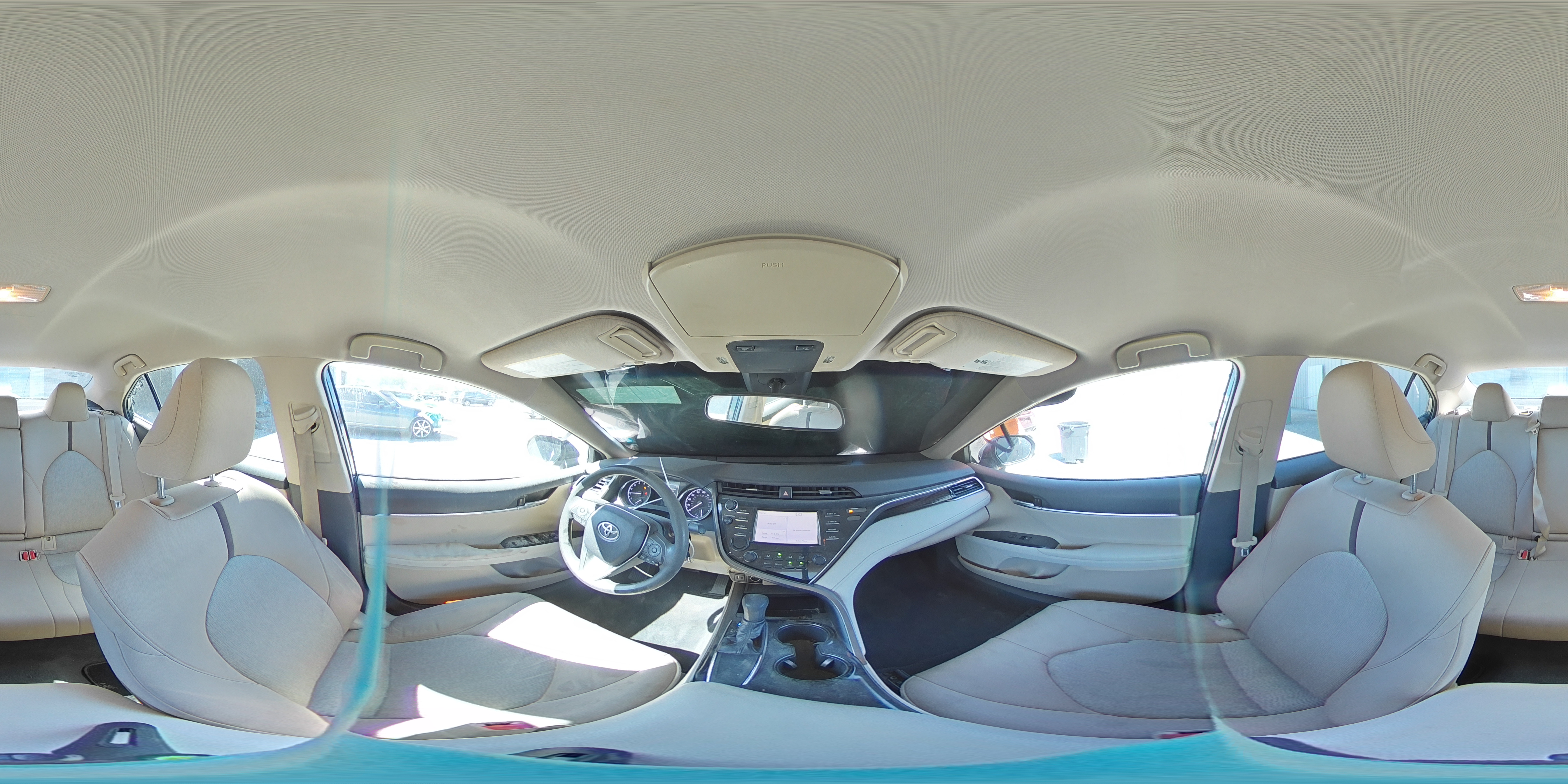 2018 Toyota Camry - Image 12