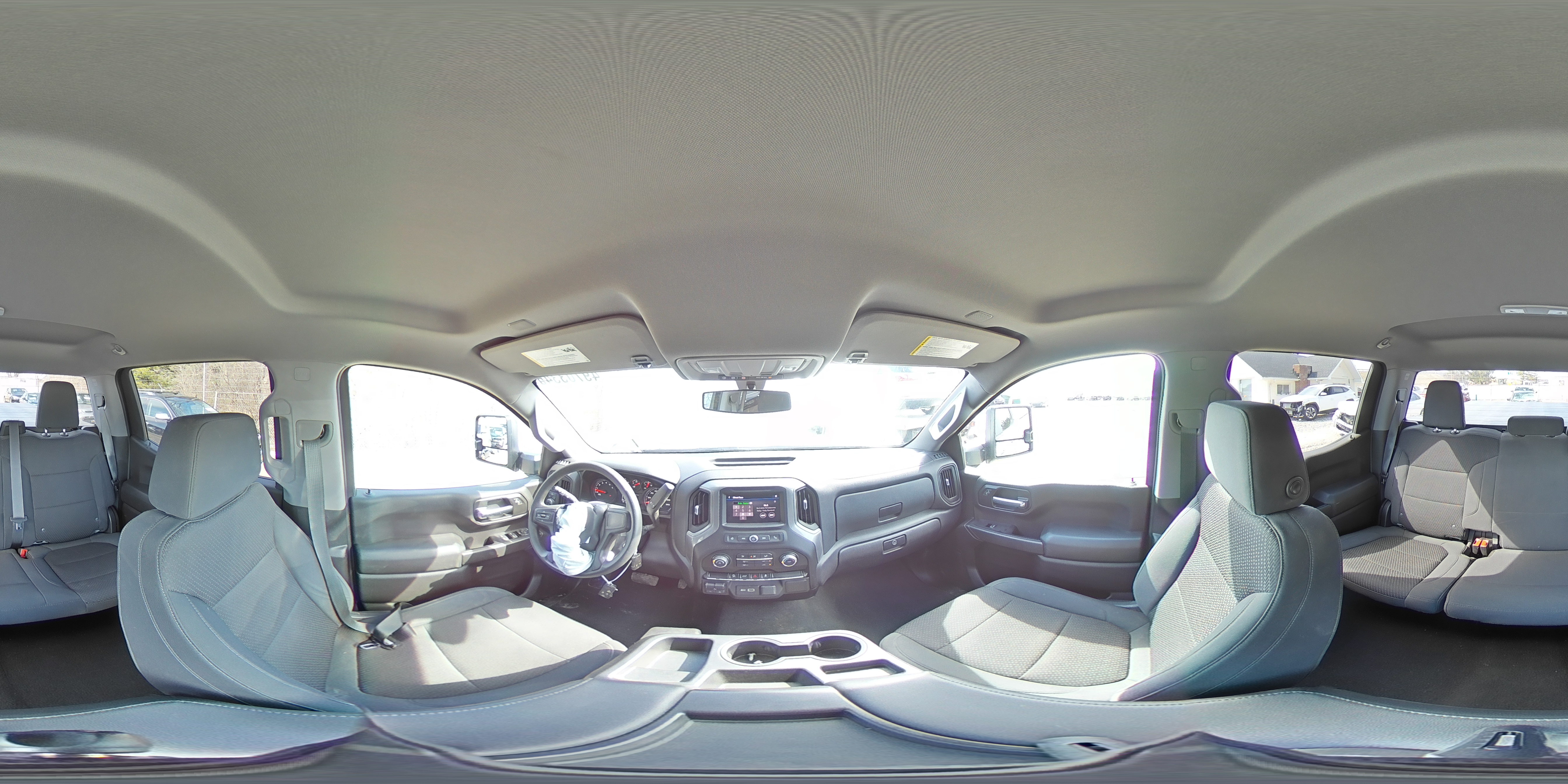2021 Chevrolet Silverado - Image 13