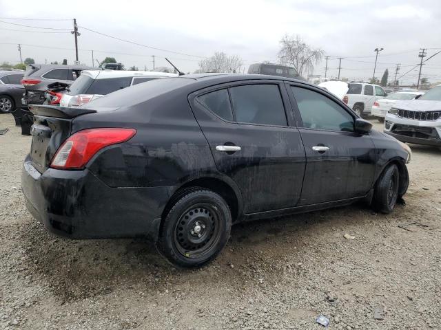  NISSAN VERSA 2017 Czarny