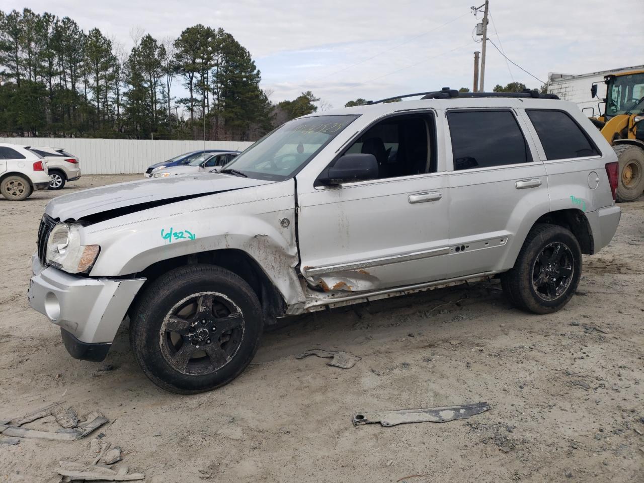 2005 Jeep Grand Cherokee - Image 1