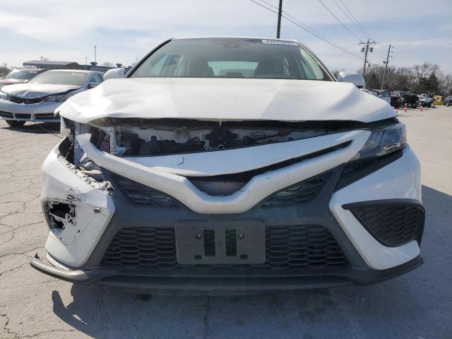  TOYOTA CAMRY 2021 White