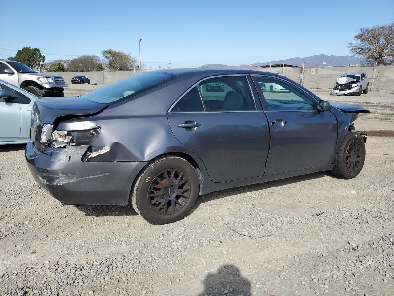 2009 Toyota Camry - Image 3
