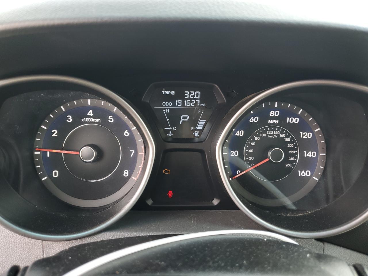 2012 Hyundai Elantra - Image 9