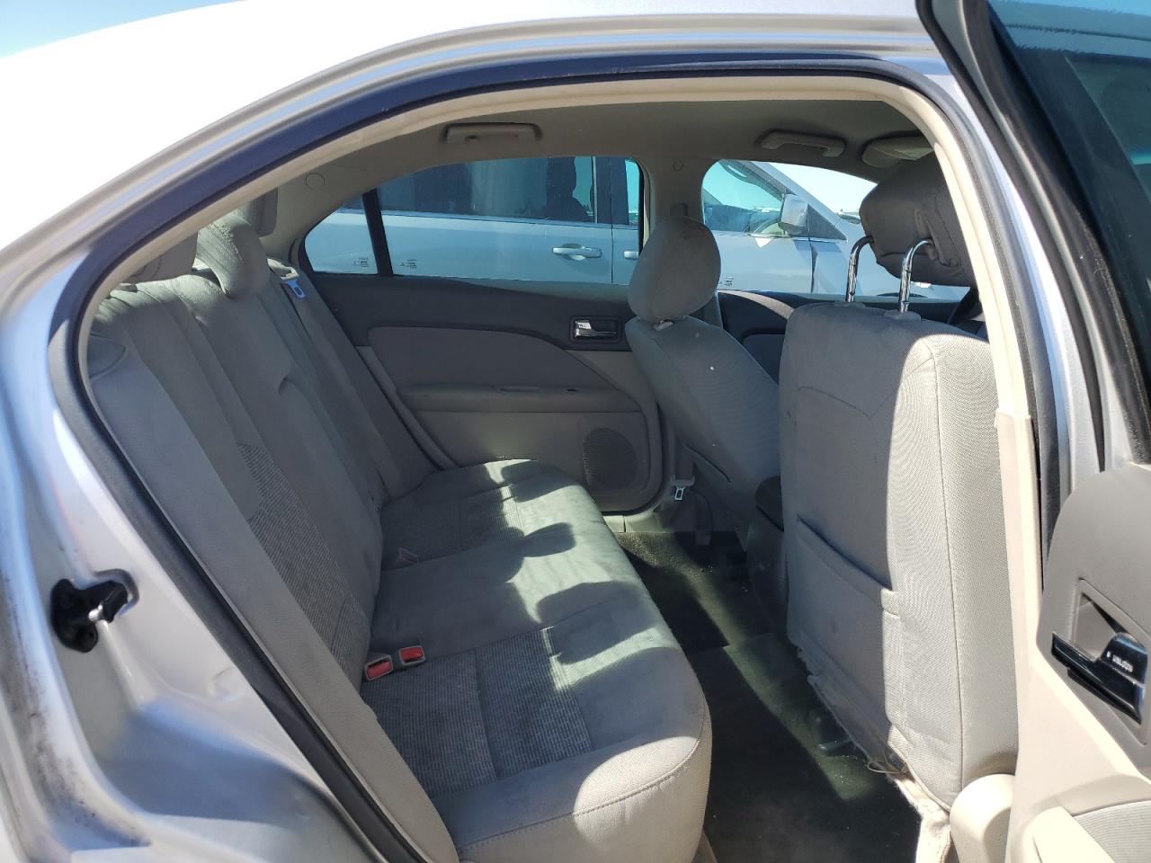 2012 Ford Fusion - Image 10