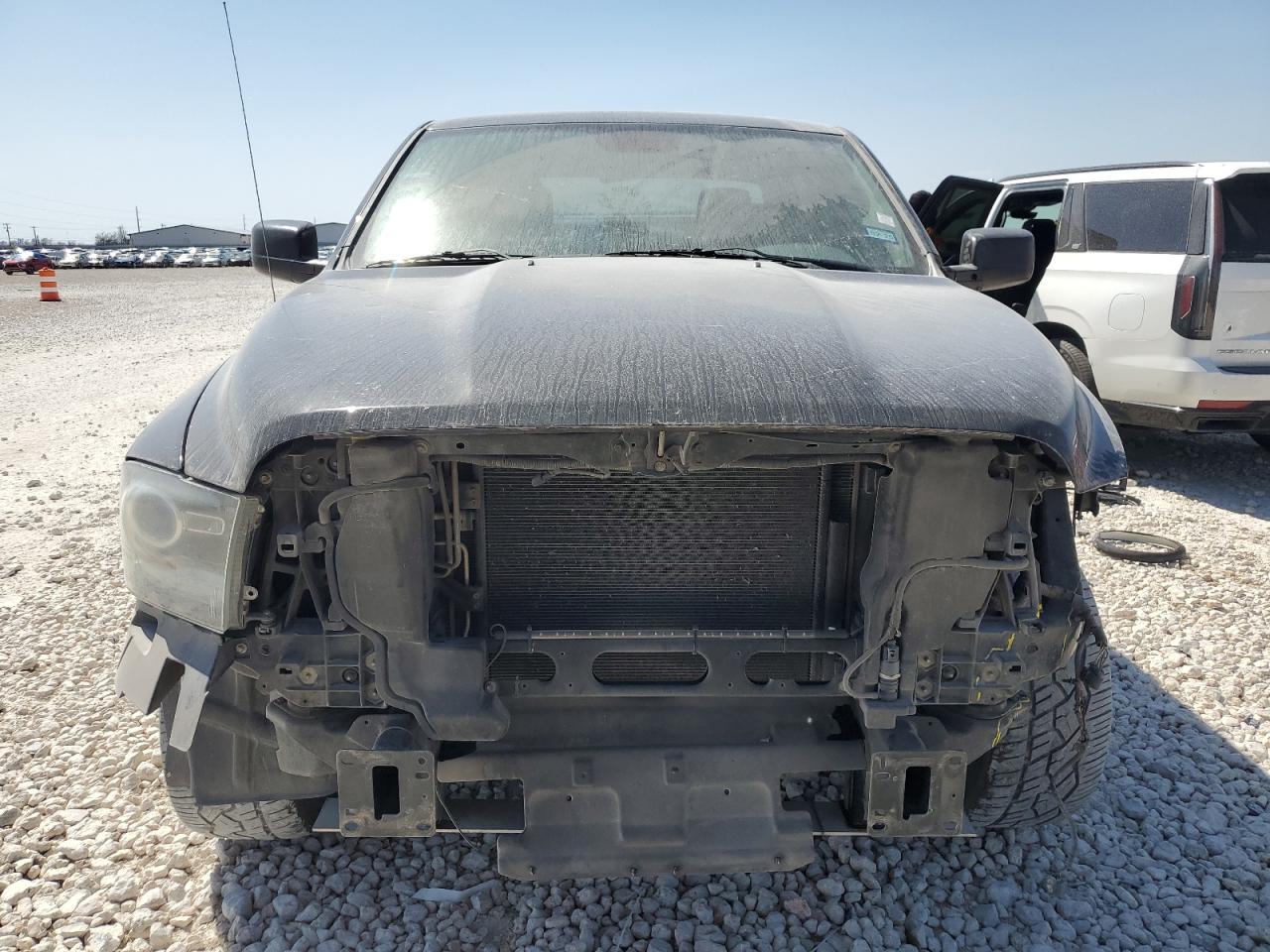 2014 RAM 1500 - Image 5