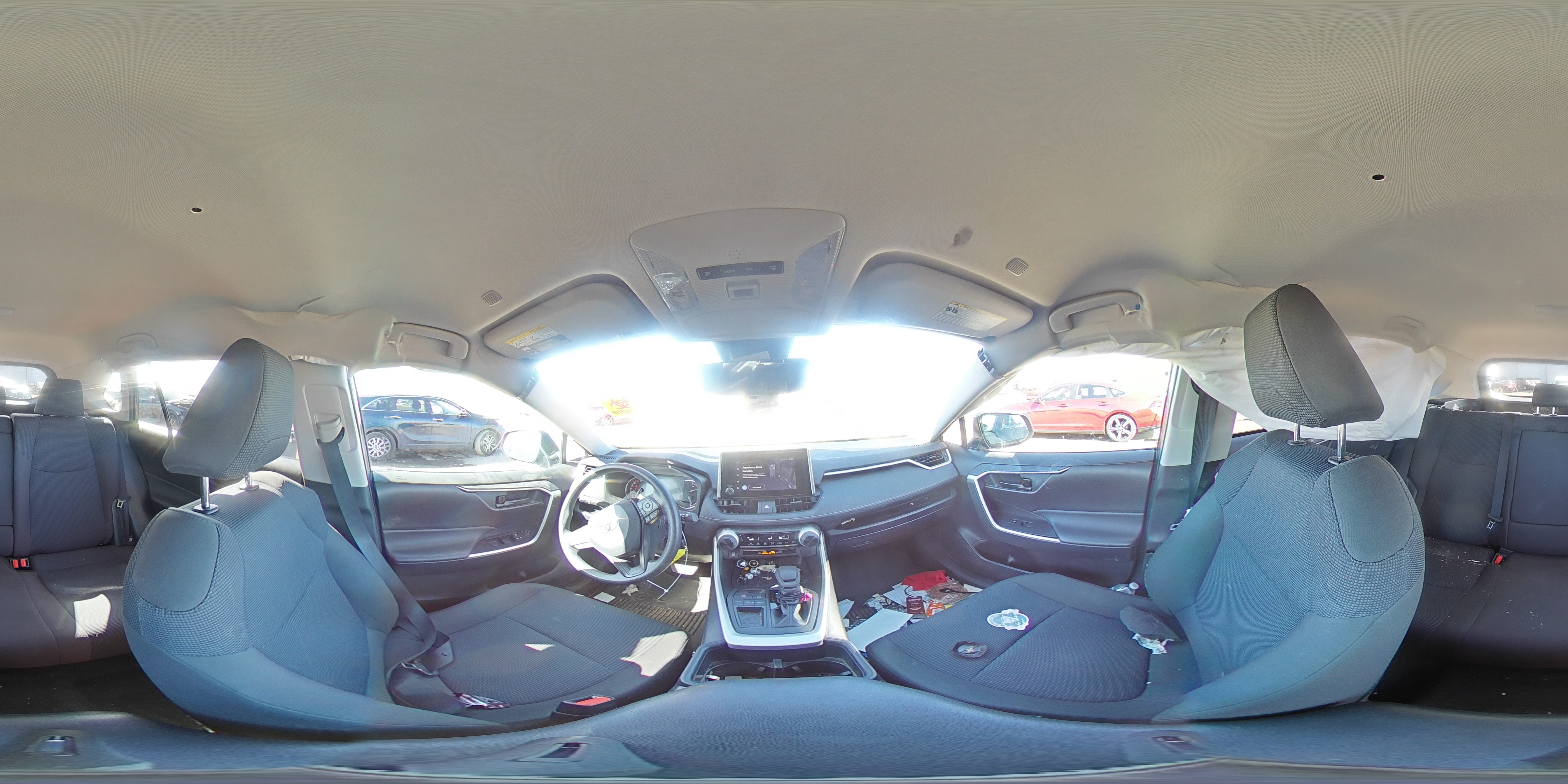 2023 Toyota RAV 4 - Image 15