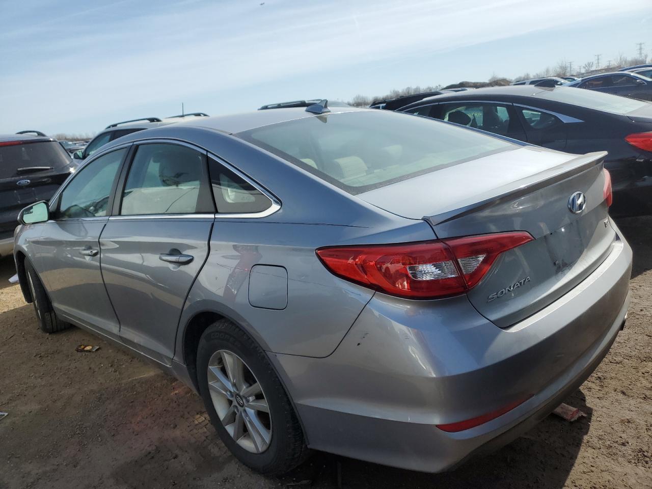 2015 Hyundai Sonata - Image 2