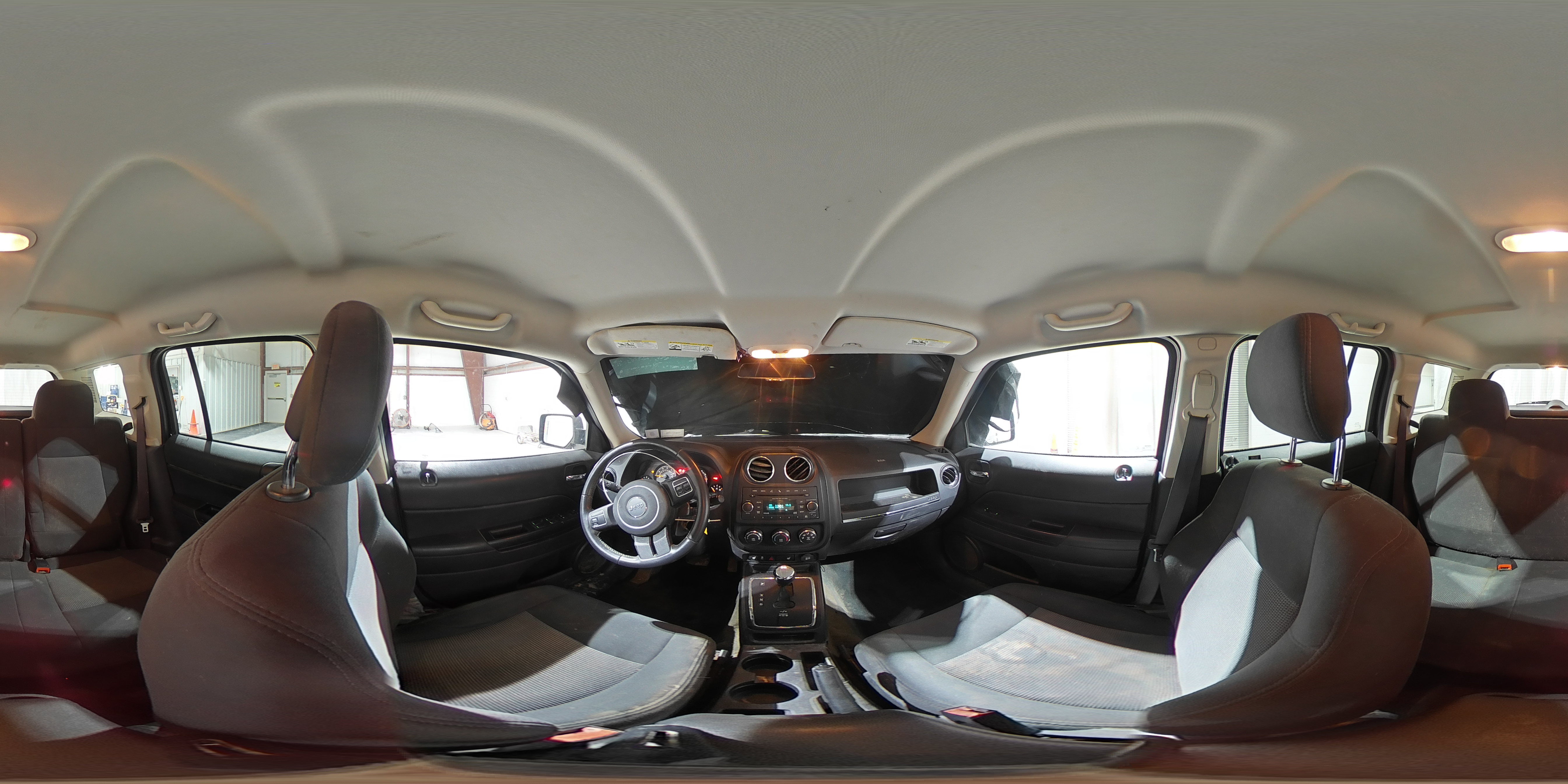 2017 Jeep Liberty (Patriot) - Image 15
