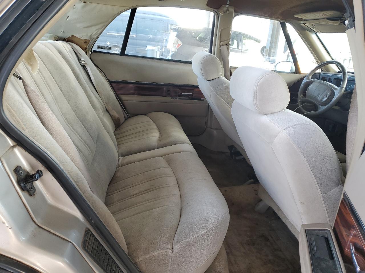 1997 Buick LeSabre - Image 10