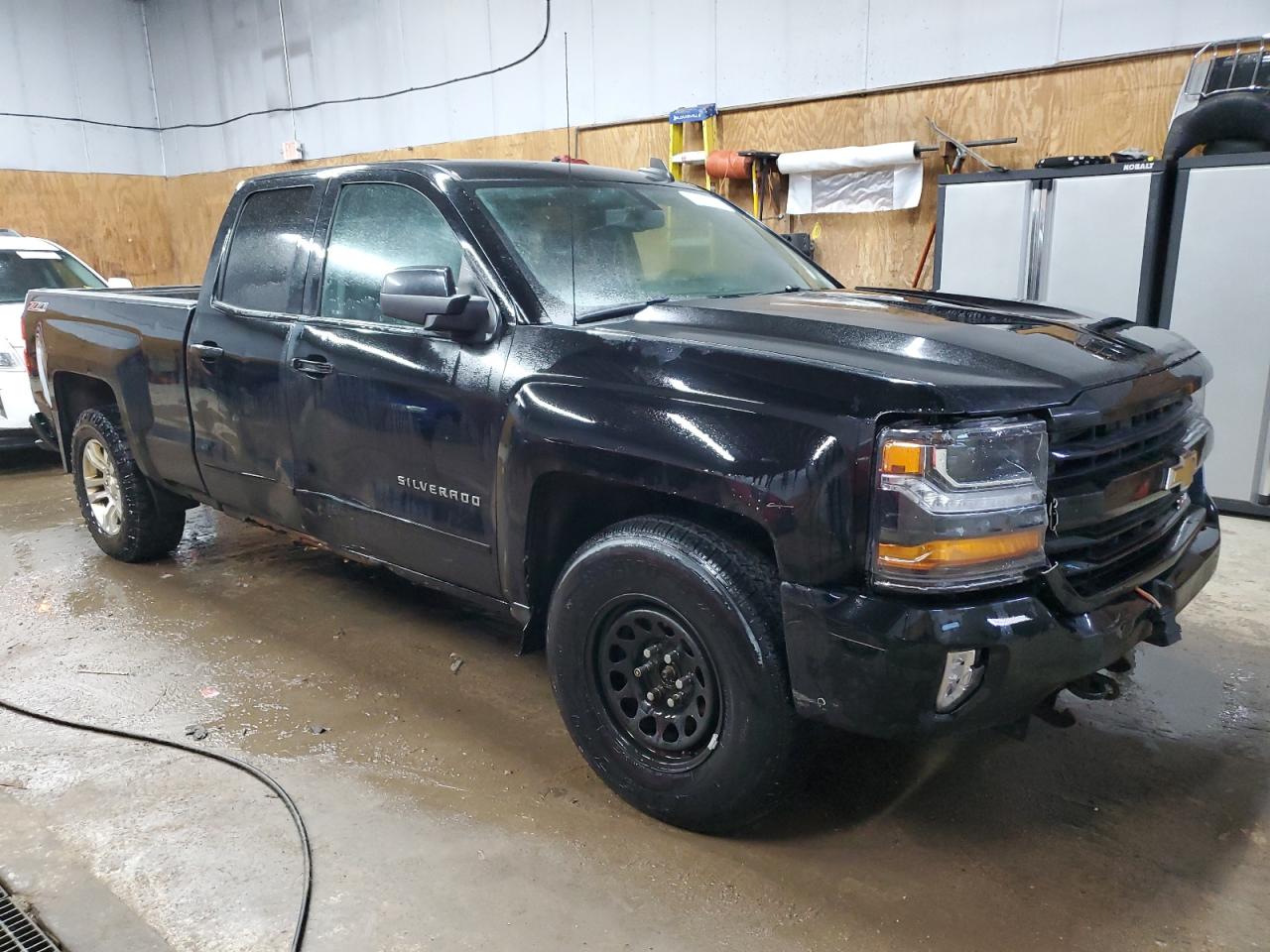 2017 Chevrolet Silverado - Image 4