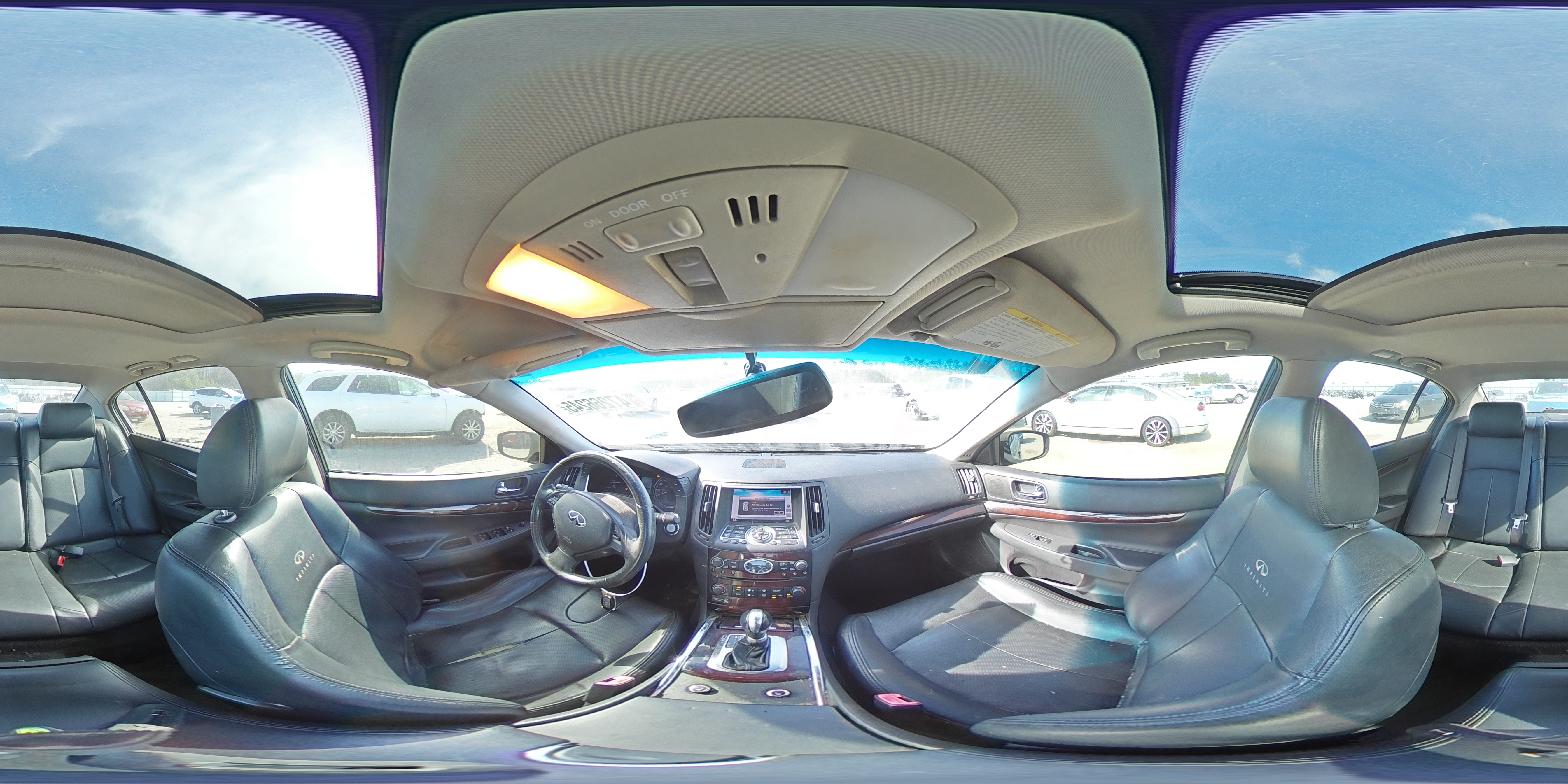 2013 Infiniti G - Image 12