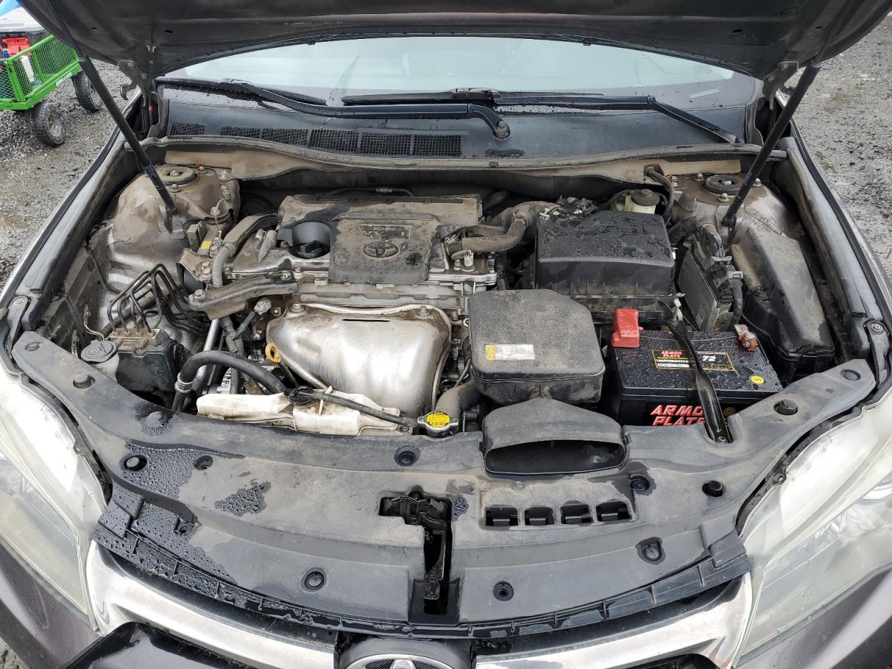 2015 Toyota Camry - Image 11