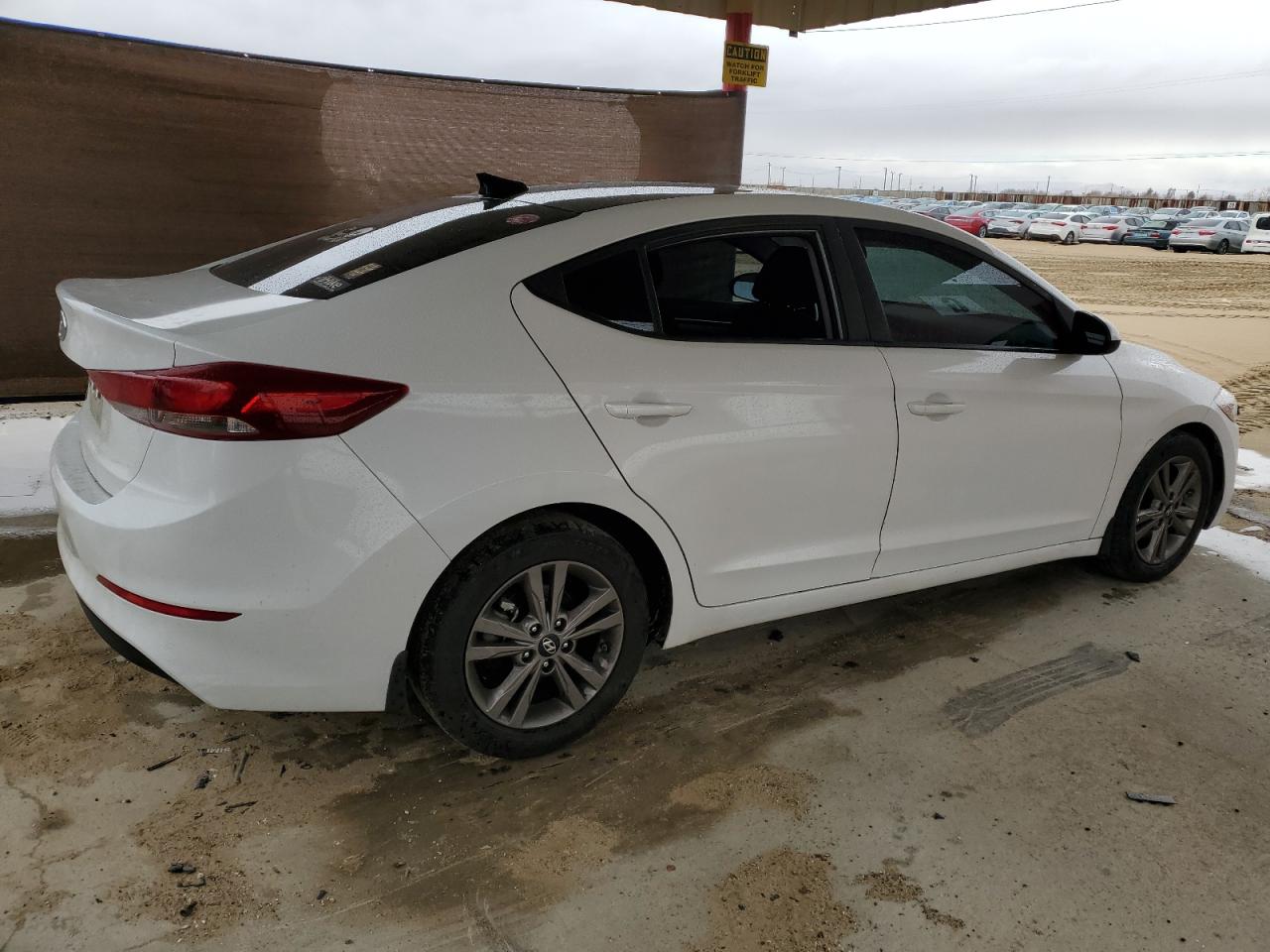 2018 Hyundai Elantra - Image 3