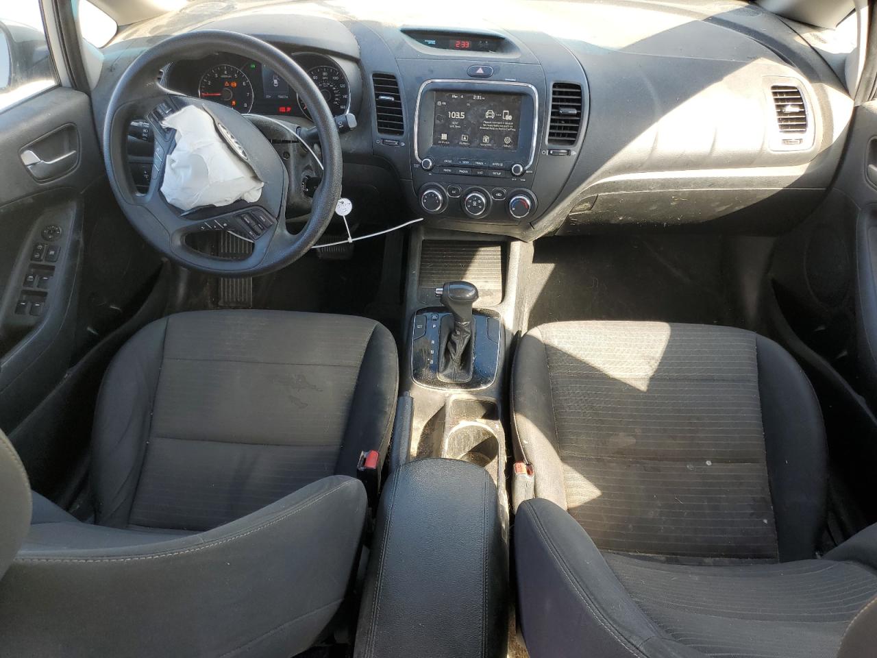 2018 Kia Forte - Image 8