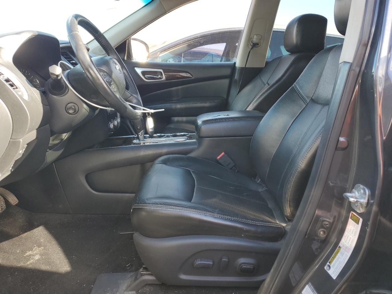 2013 Nissan Pathfinder - Image 7
