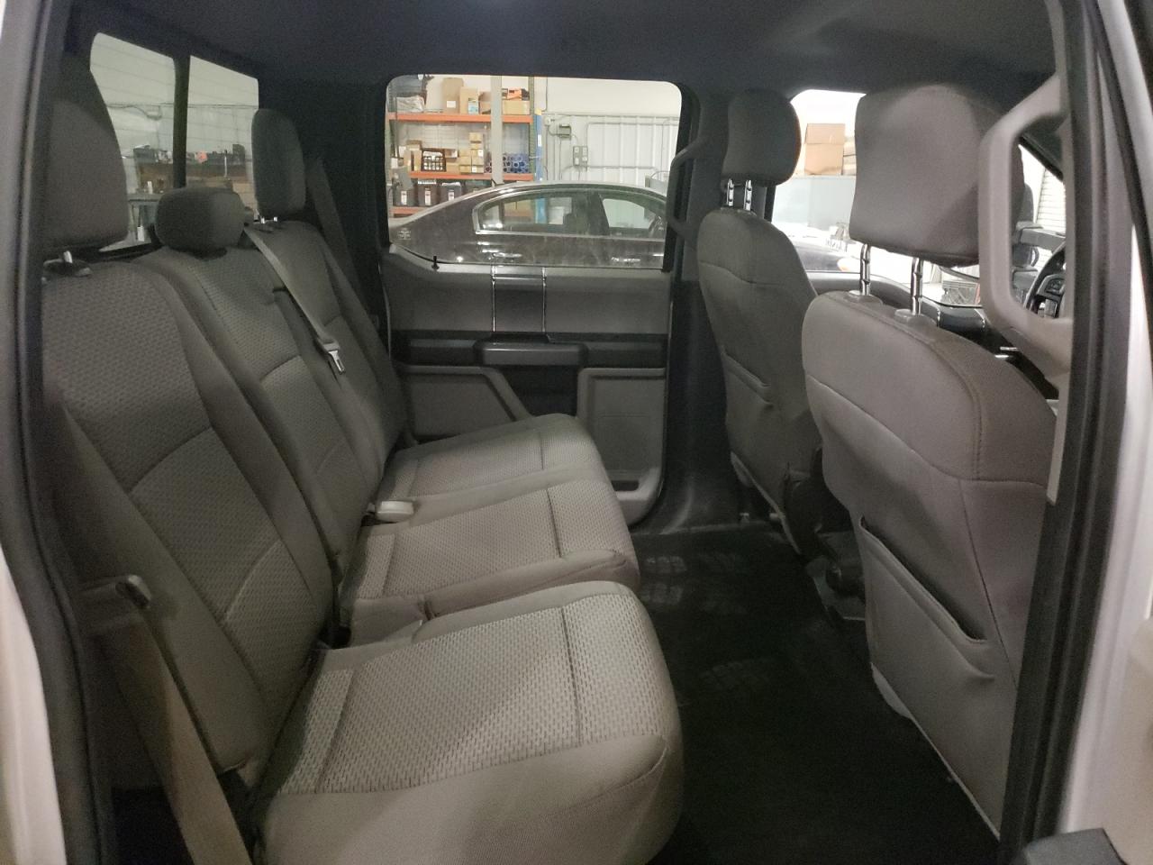 2015 Ford F-150 - Image 10