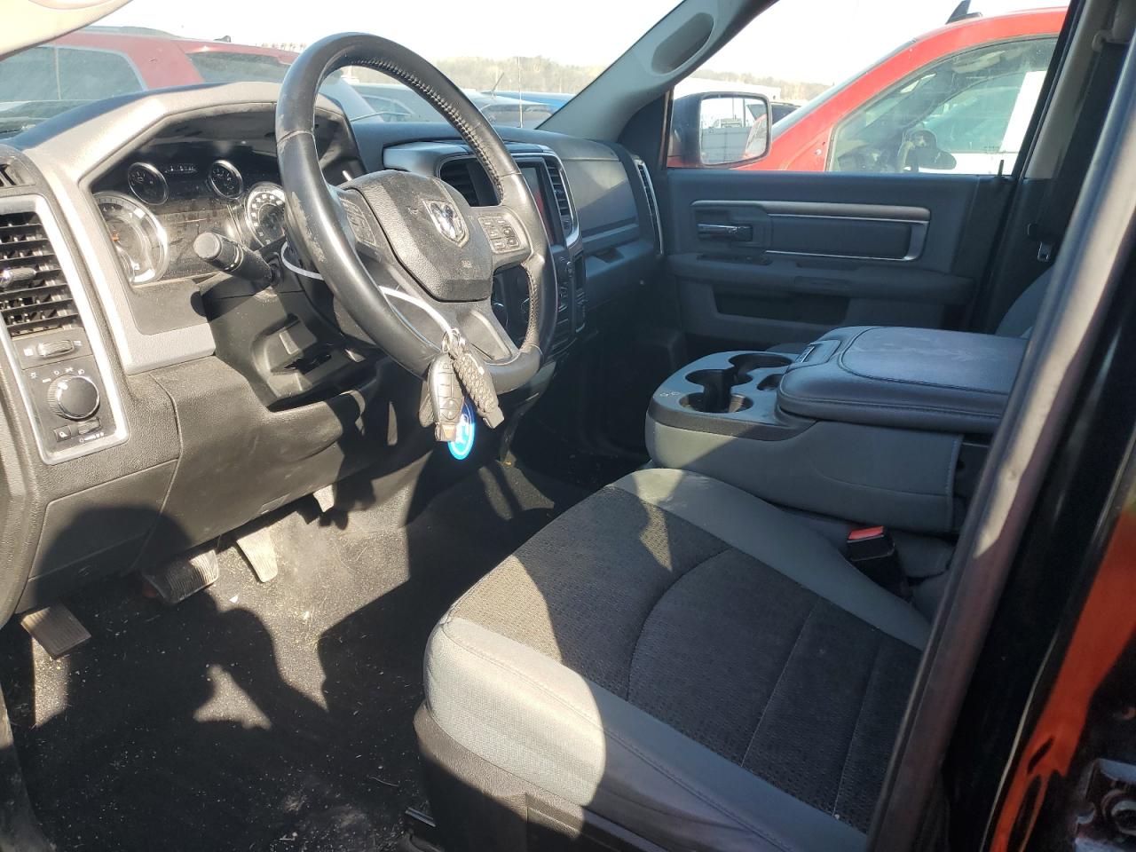 2019 RAM 1500 - Image 7