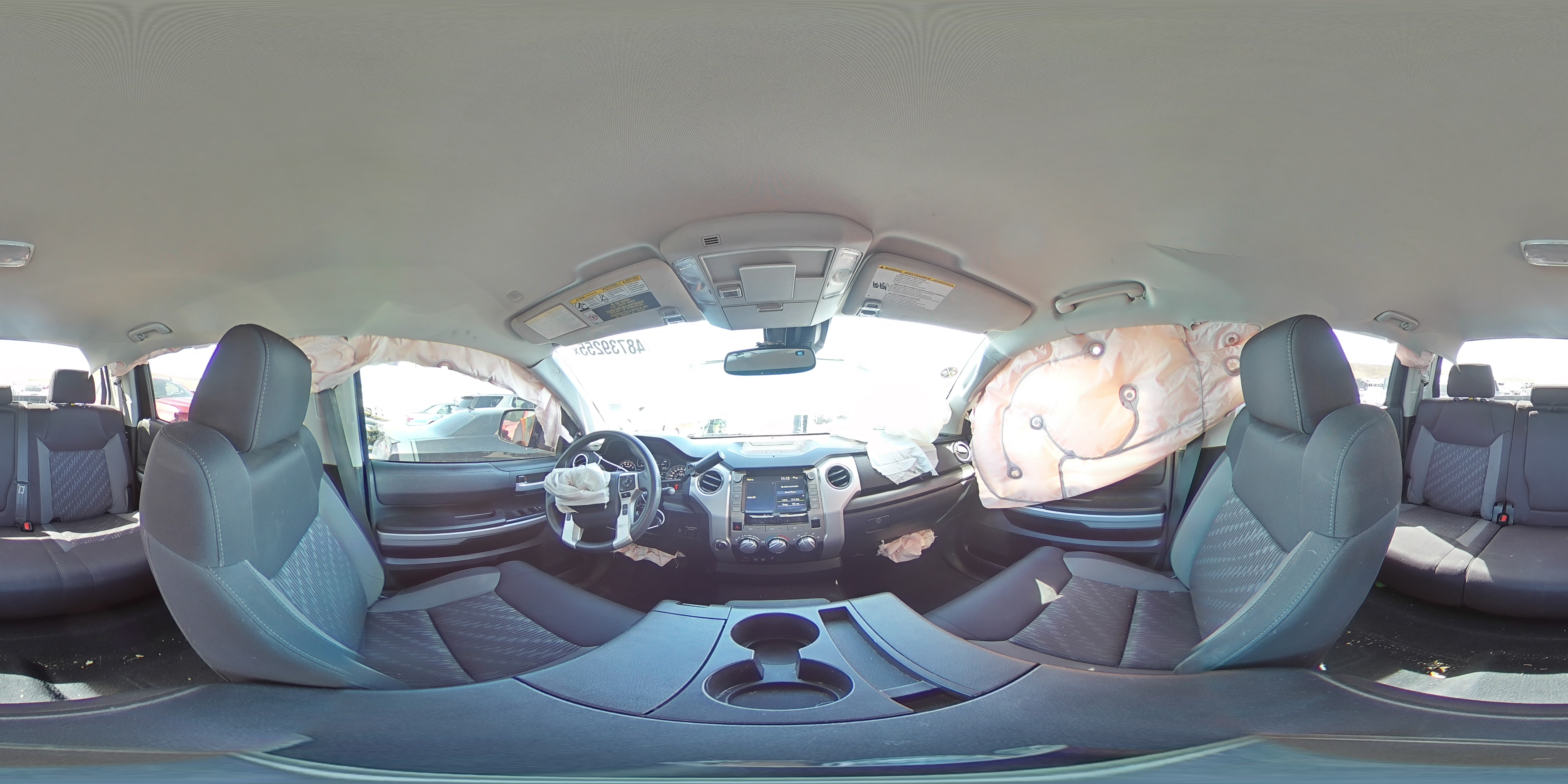 2020 Toyota Tundra - Image 13