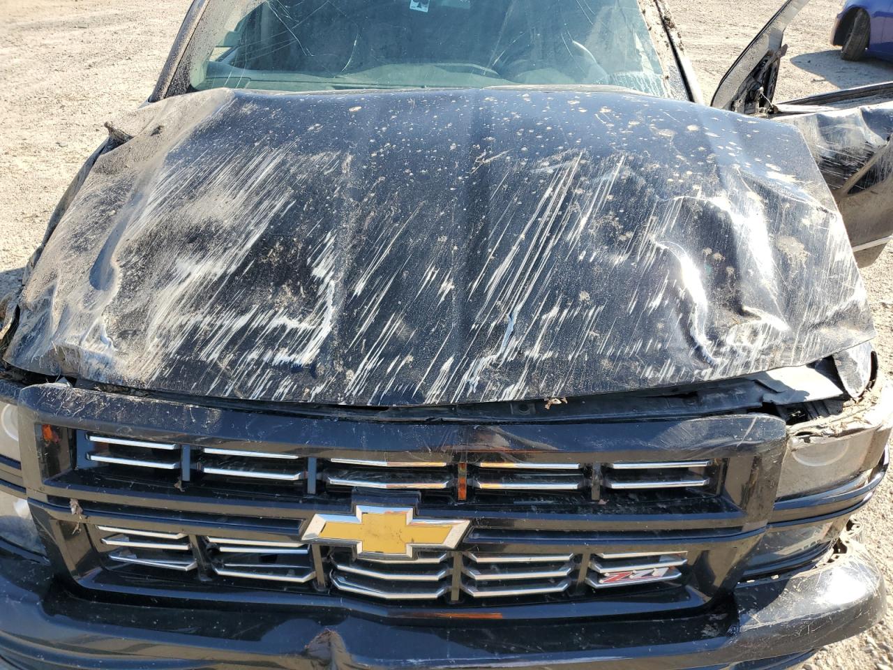2015 Chevrolet Silverado - Image 13