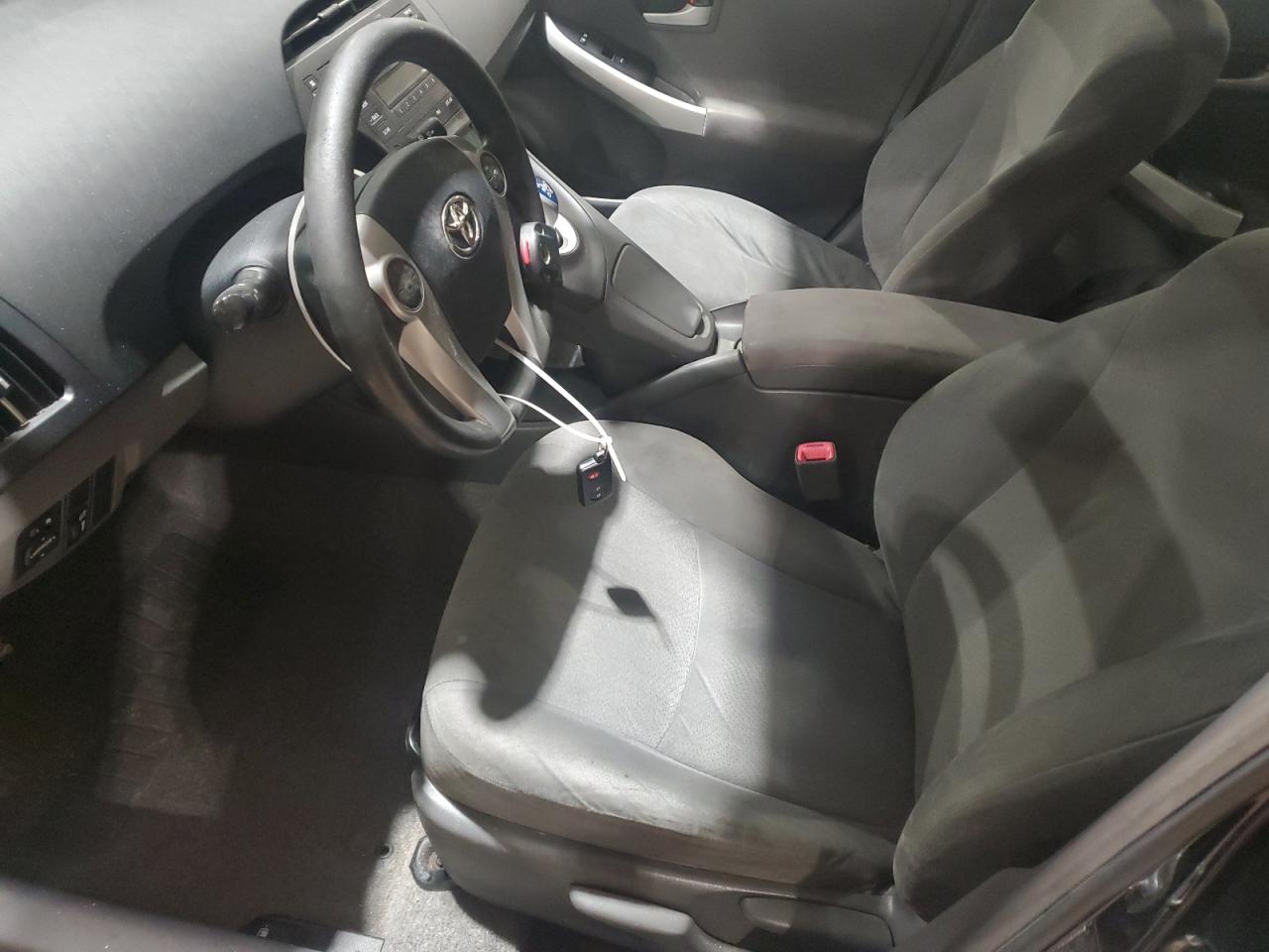 2010 Toyota Prius - Image 7