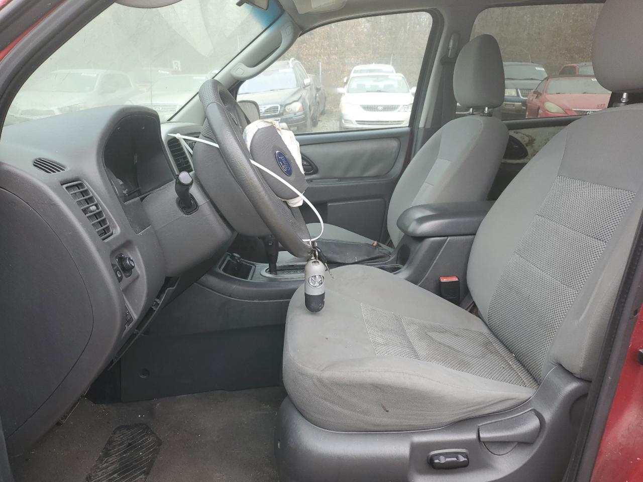 2005 Ford Escape Xlt VIN: 1FMYU03195KB62664 Lot: 48162935