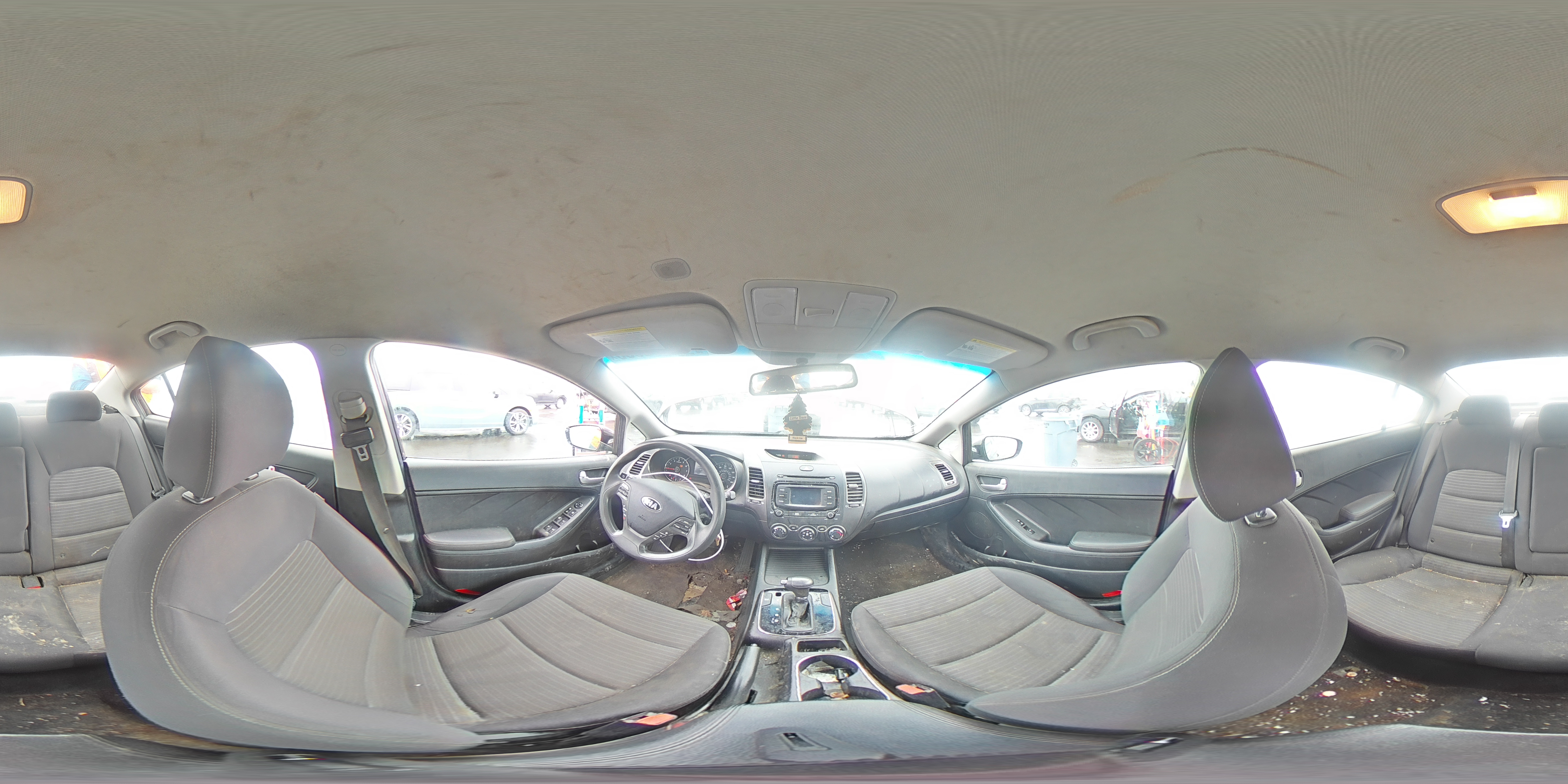 2017 Kia Forte - Image 13