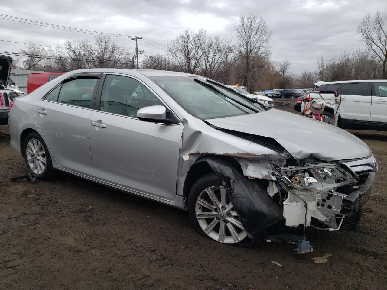 2014 Toyota Camry - Image 4
