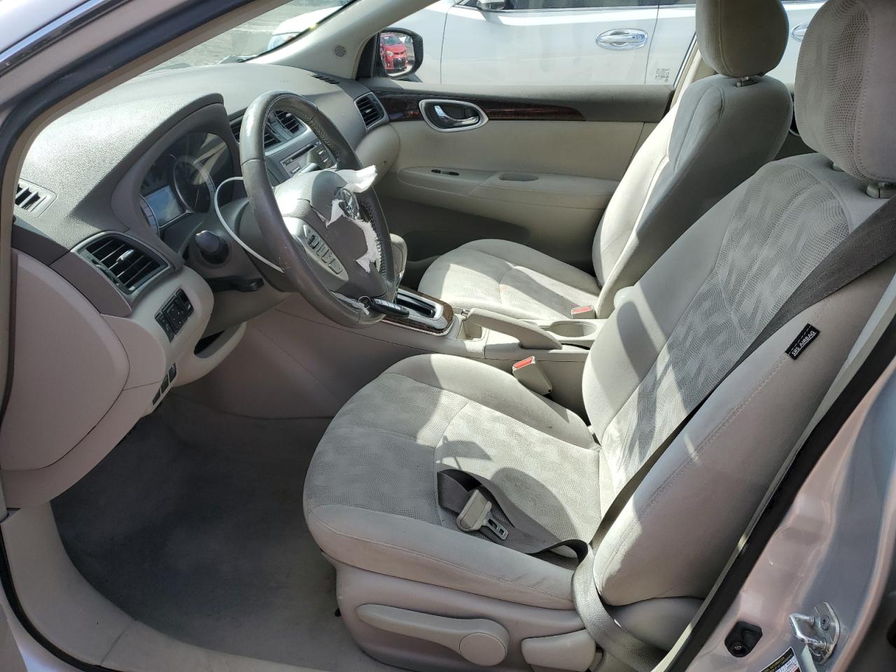 2013 Nissan Sentra - Image 7