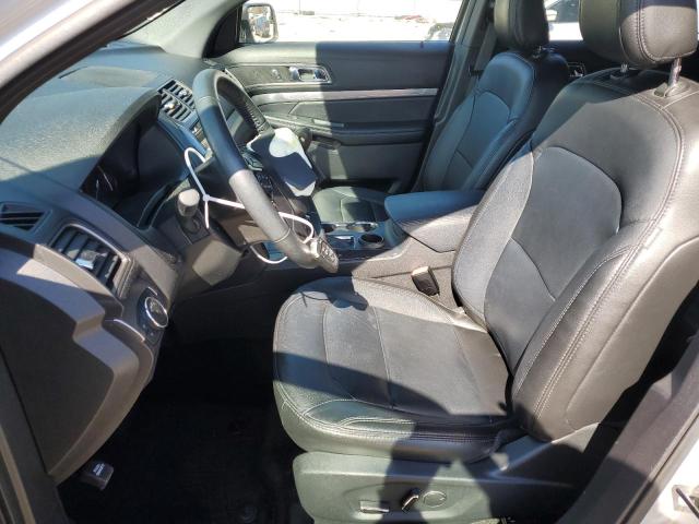  FORD EXPLORER 2018 Silver