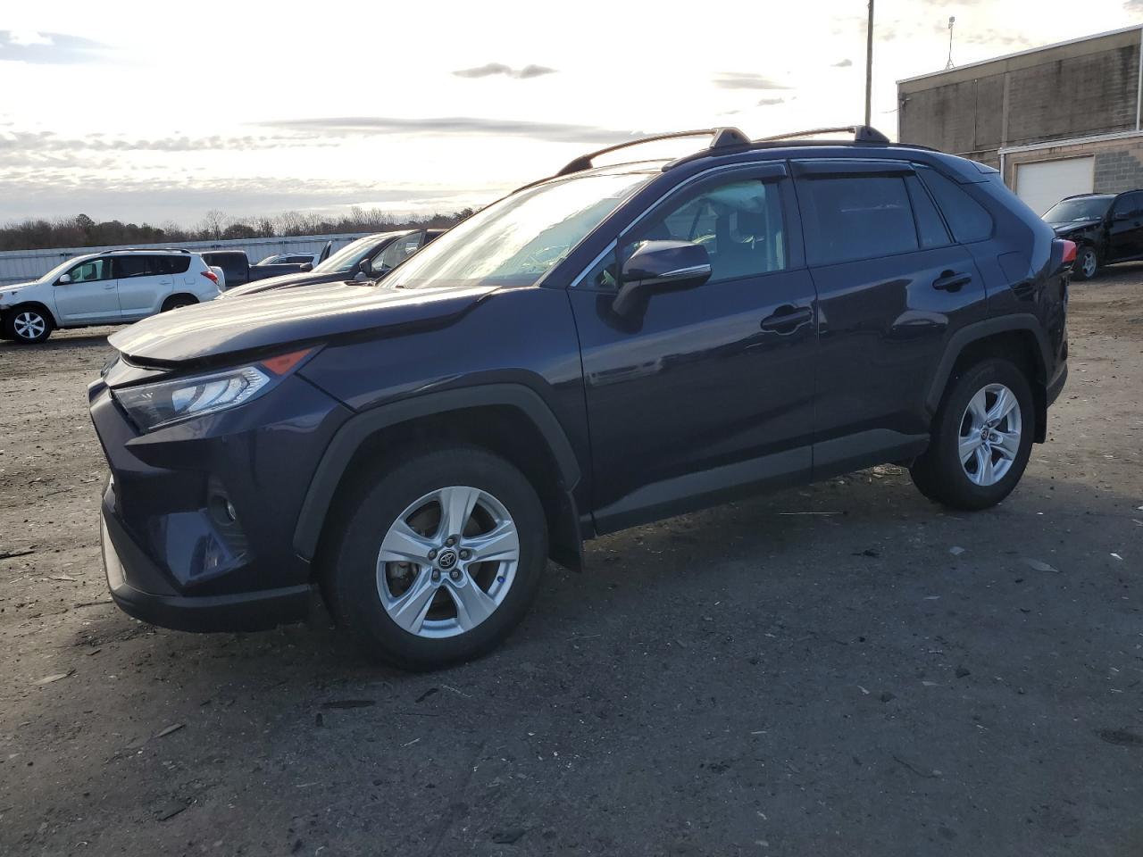 2021 Toyota RAV 4 - Image 1