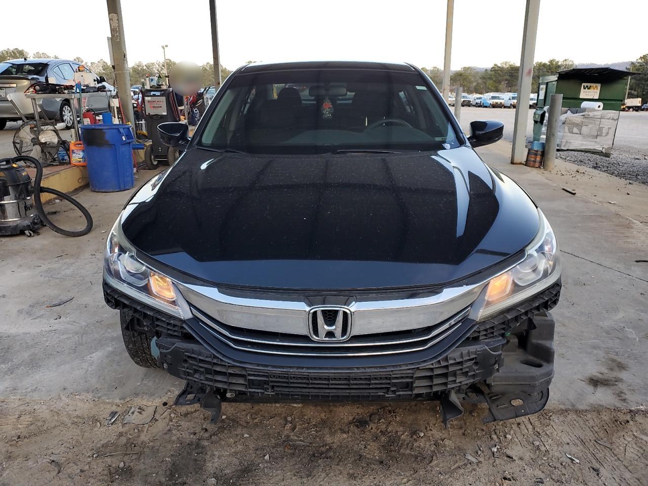 1HGCR2F32HA106117 HONDA ACCORD 2017