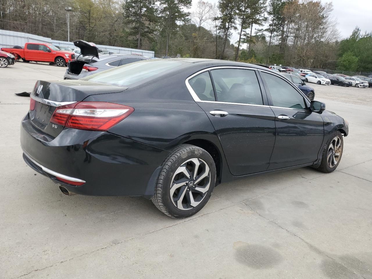 1HGCR3F82GA003683 HONDA ACCORD 2016